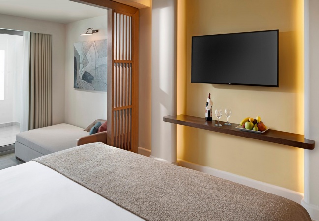 Deluxe Deniz Manzaralı Geniş Oda