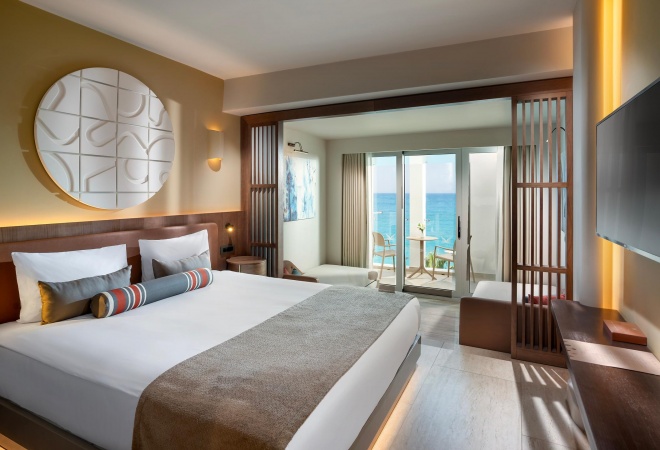 Deluxe Deniz Manzaralı Geniş Oda